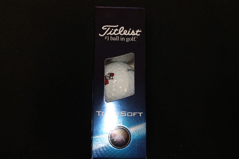 Titleist Tour Soft Golf Dawg Logo Ball